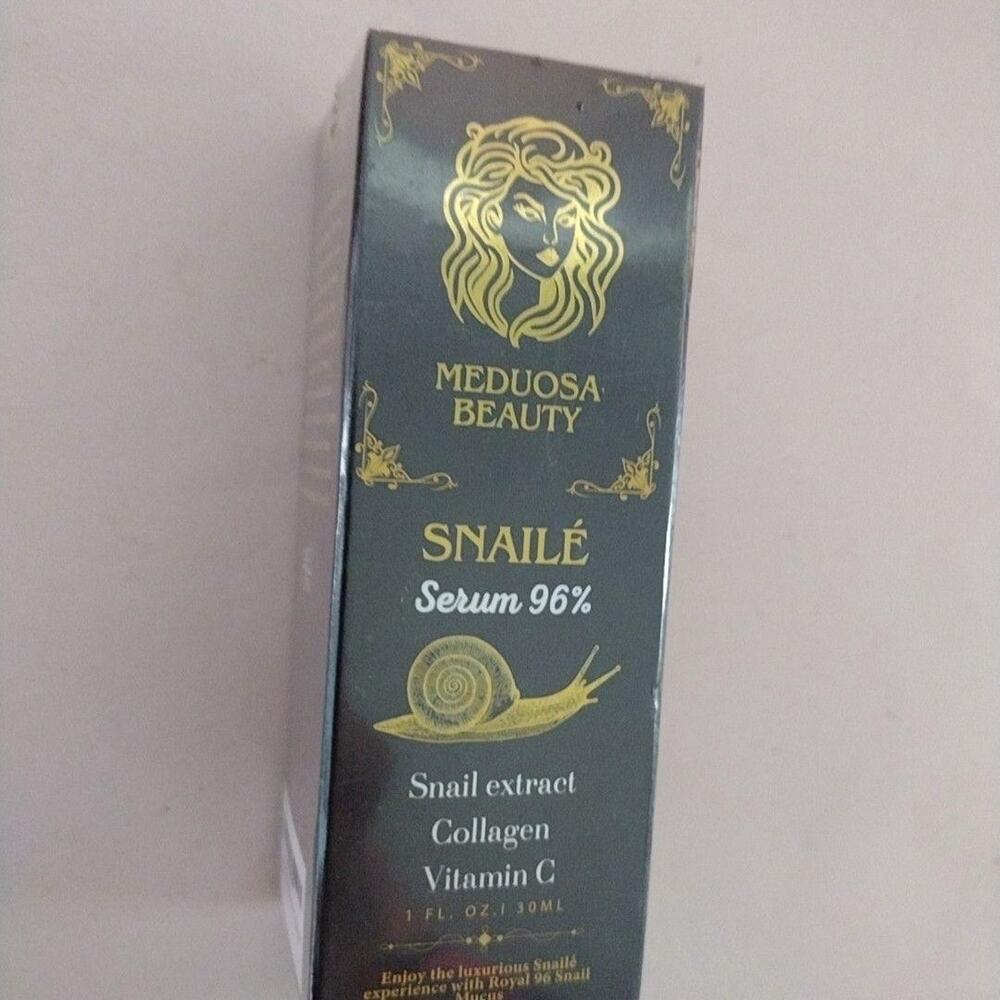 Meduosa Beauty Snaile Serum 96% Snail Collagen Vitamin C 30 Ml 1 Oz Face Women
